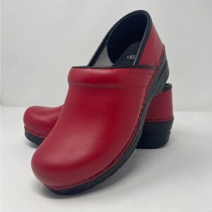 Dansko Red Leather Women's Clogs size 38